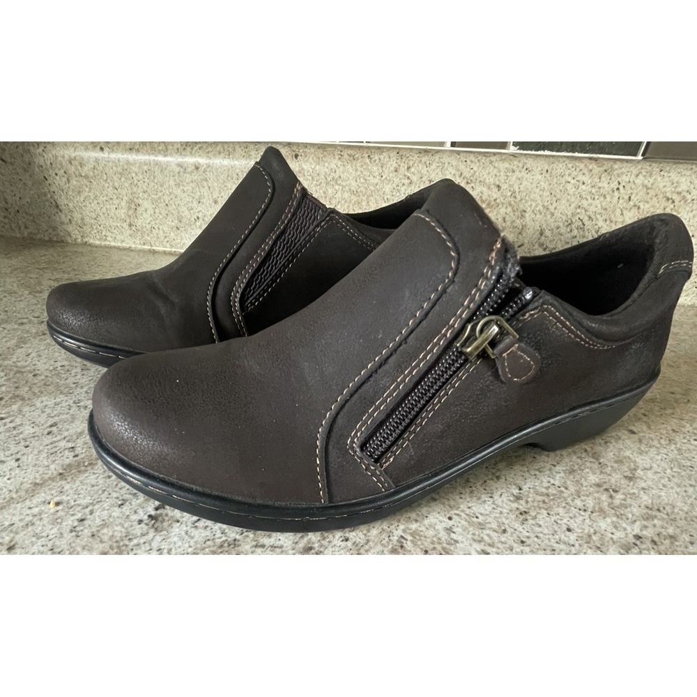 Eastland Shoes Womens 8M Vicky Slip On Brown Comfort Round Toe Low Top